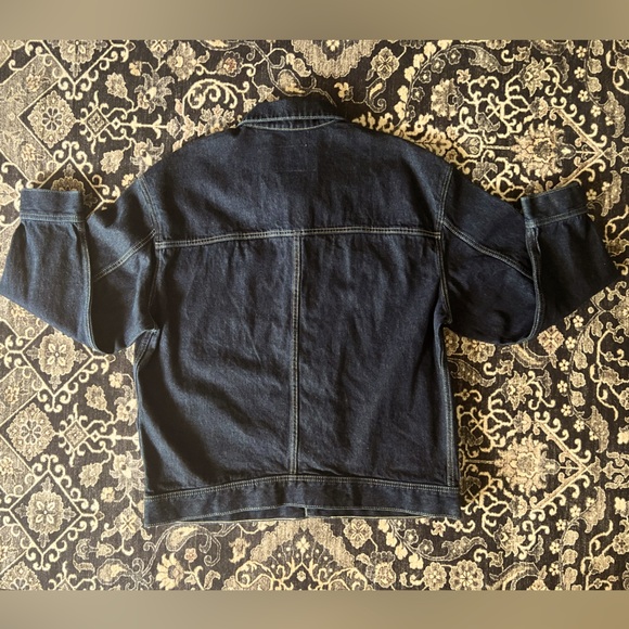 H&M Men’s Jean Jacket - Medium - Picture 2 of 4